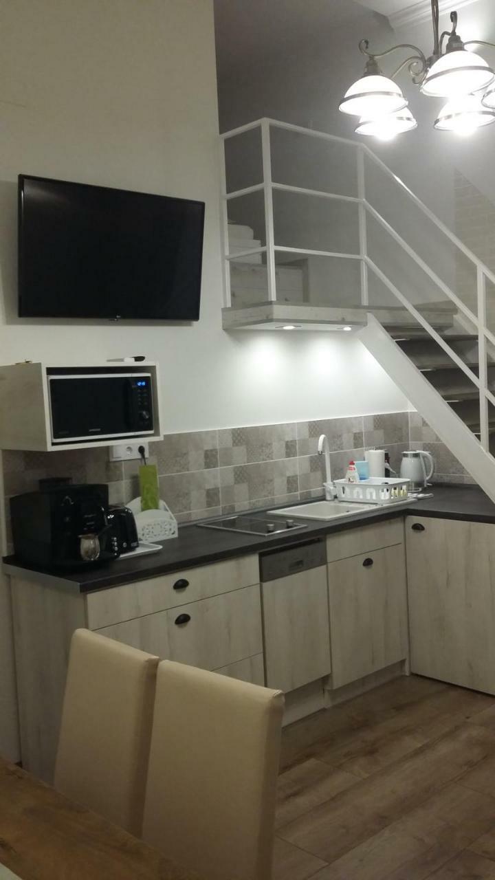 Kossuth Apartmanok Debrecen Exterior photo